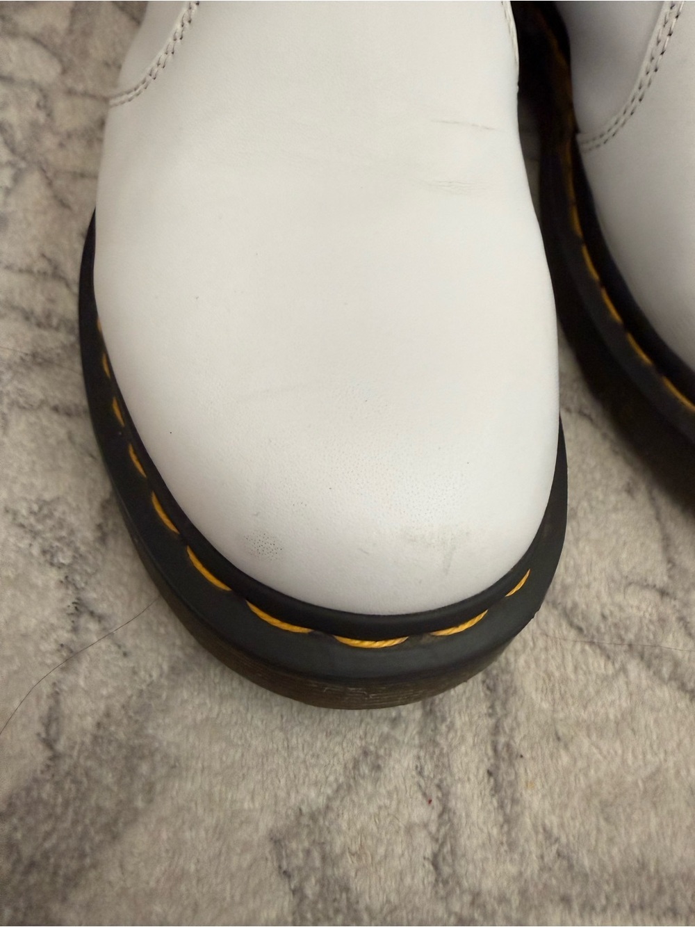 Dr. Martens 2976 White Chelsea Boots Smooth Leather Yellow Stitch Size 11 - Picture 6 of 13